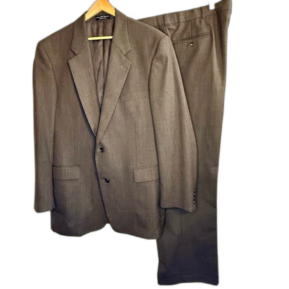 GIANFRANCO RUFFINI Italy Classic Brown‎ Men's Suit size 44 L pants 40/32 cuffed